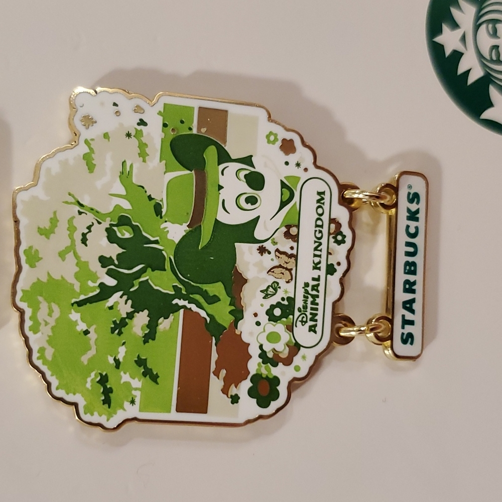 STARBUCK'S Disney Set of 4 WDW parks pins Epcot Magic Kingdom AK H'wood Studios - Picture 5 of 8
